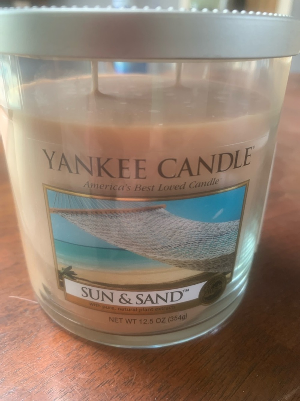 Yankee Candle Sun & Sand Beige Cream Jar Candle